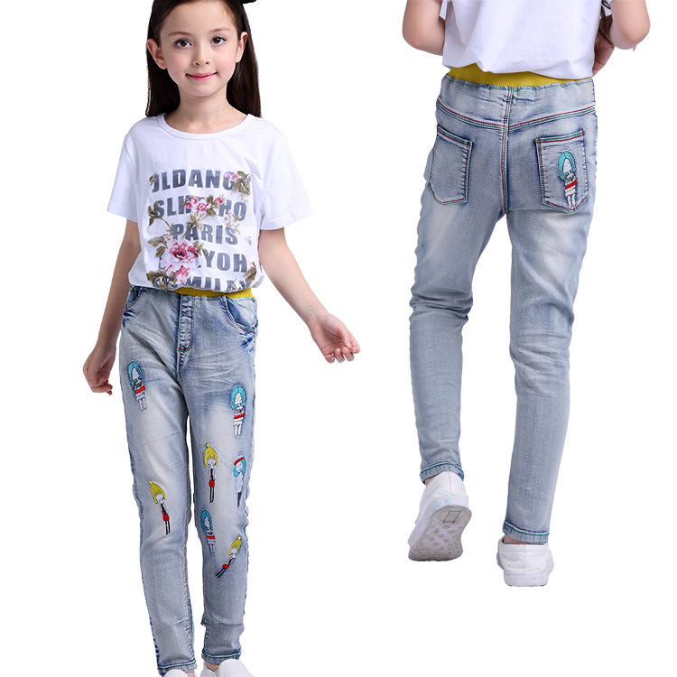 Cartoon character patch pull-on jeans